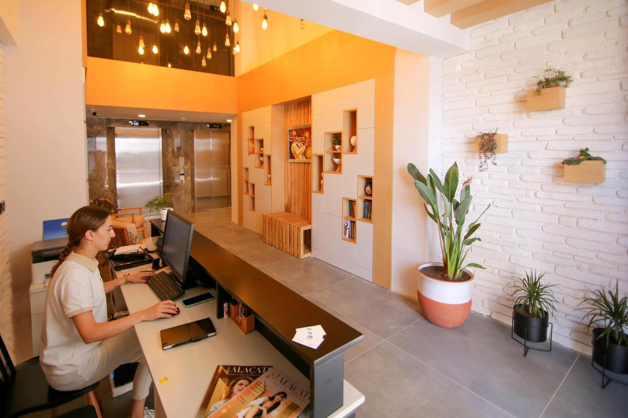 Krem Marin Otel เซสเม ภายนอก รูปภาพ