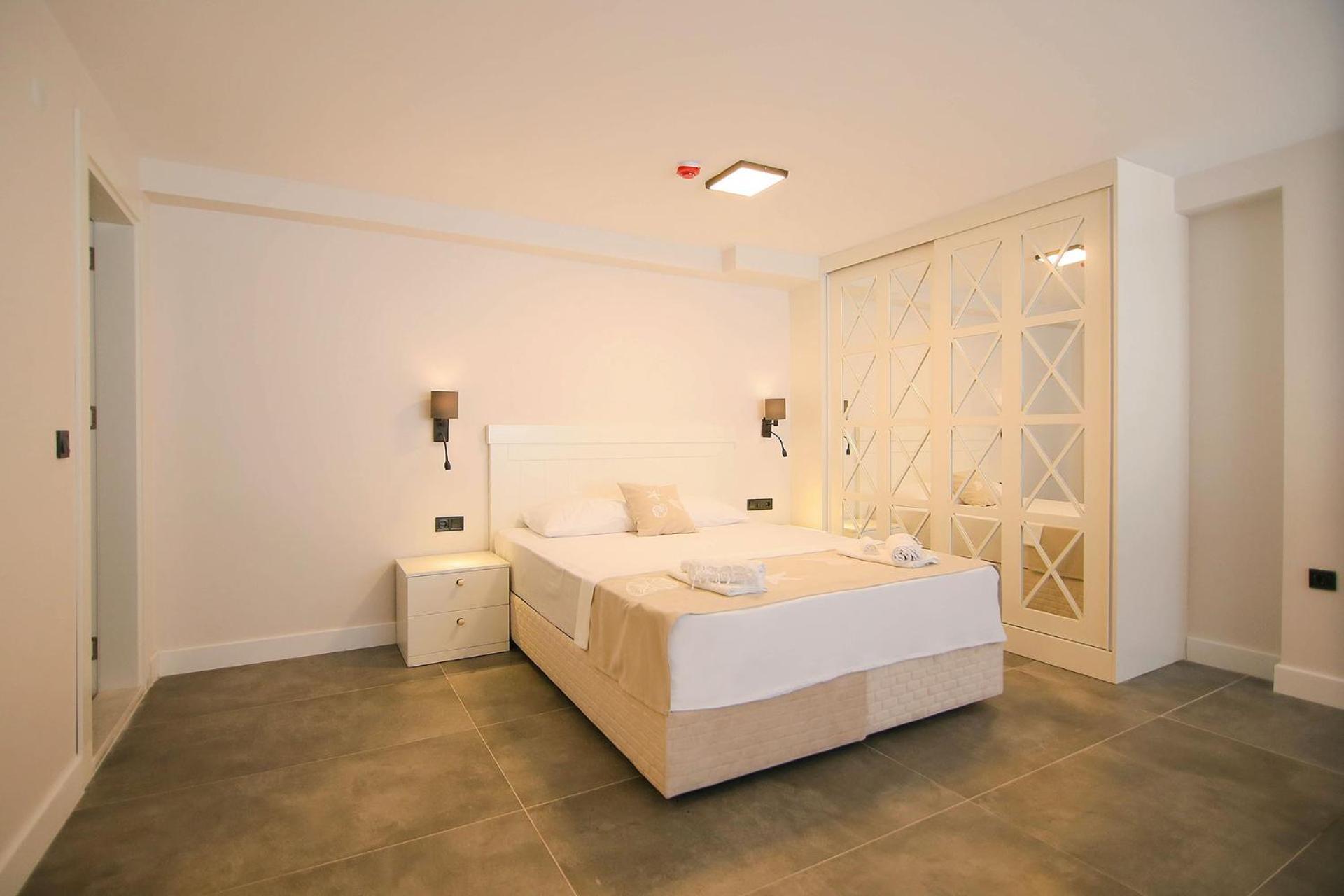 Krem Marin Otel เซสเม ภายนอก รูปภาพ