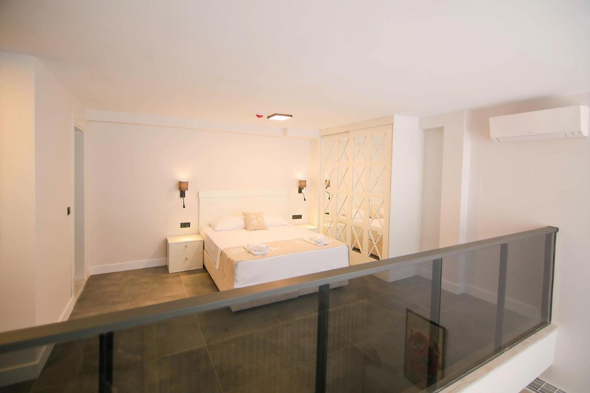 Krem Marin Otel เซสเม ภายนอก รูปภาพ